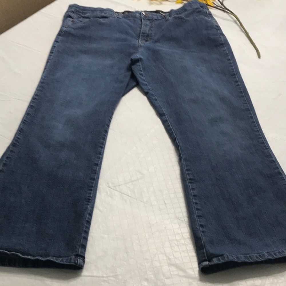 Lee~Comfort Waist Jeans 🔵